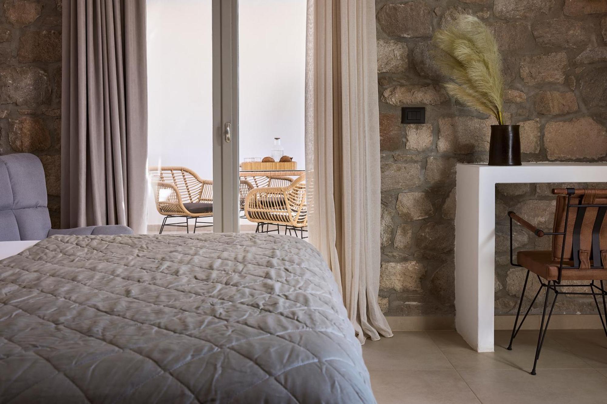 Kedros Milos Suites Adámasz Szoba fotó
